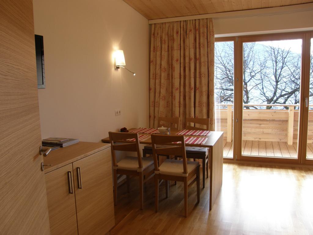 Apartments Karlhof Innsbruck Szoba fotó