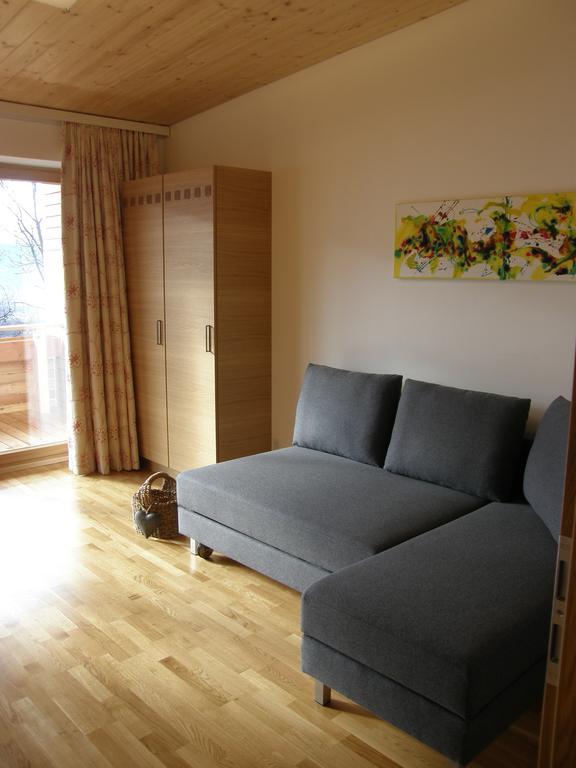 Apartments Karlhof Innsbruck Szoba fotó